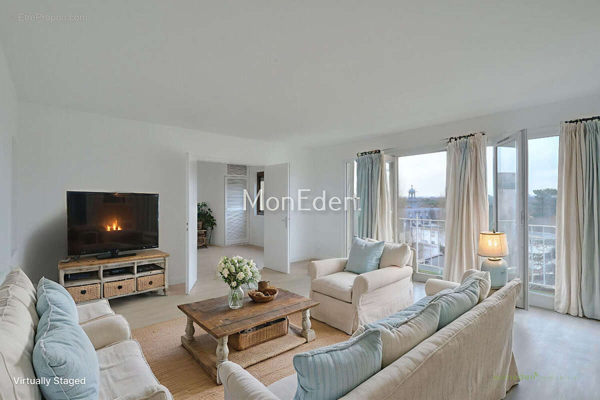 Appartement Neuilly Sur Seine 3 pièce(s) Balcon vue Tour Eiffel - photo 2