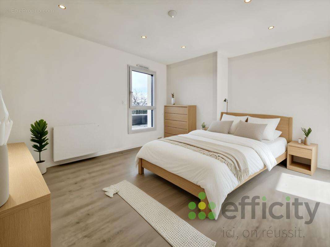 Maison à NEUVILLE-SUR-SARTHE