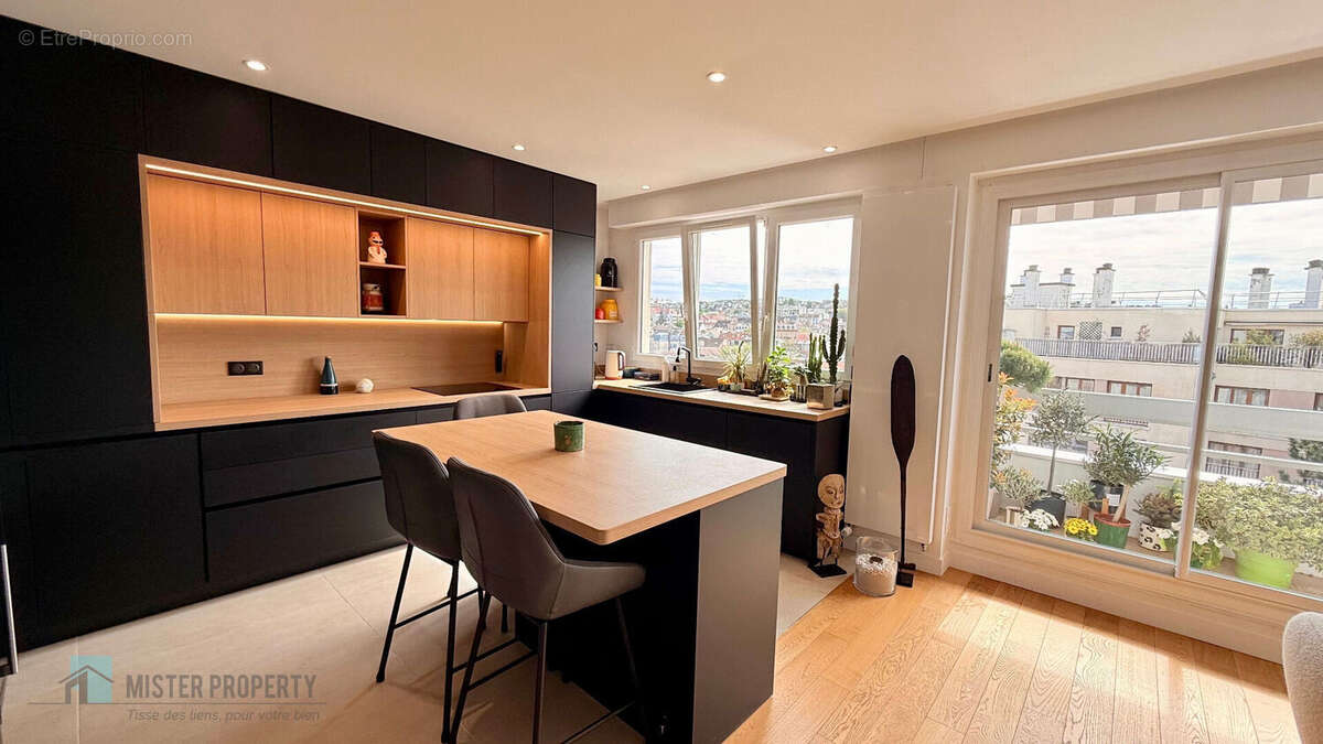 Appartement à RUEIL-MALMAISON