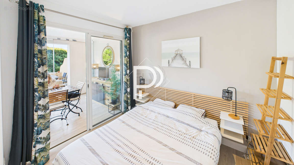 Appartement à GRIMAUD