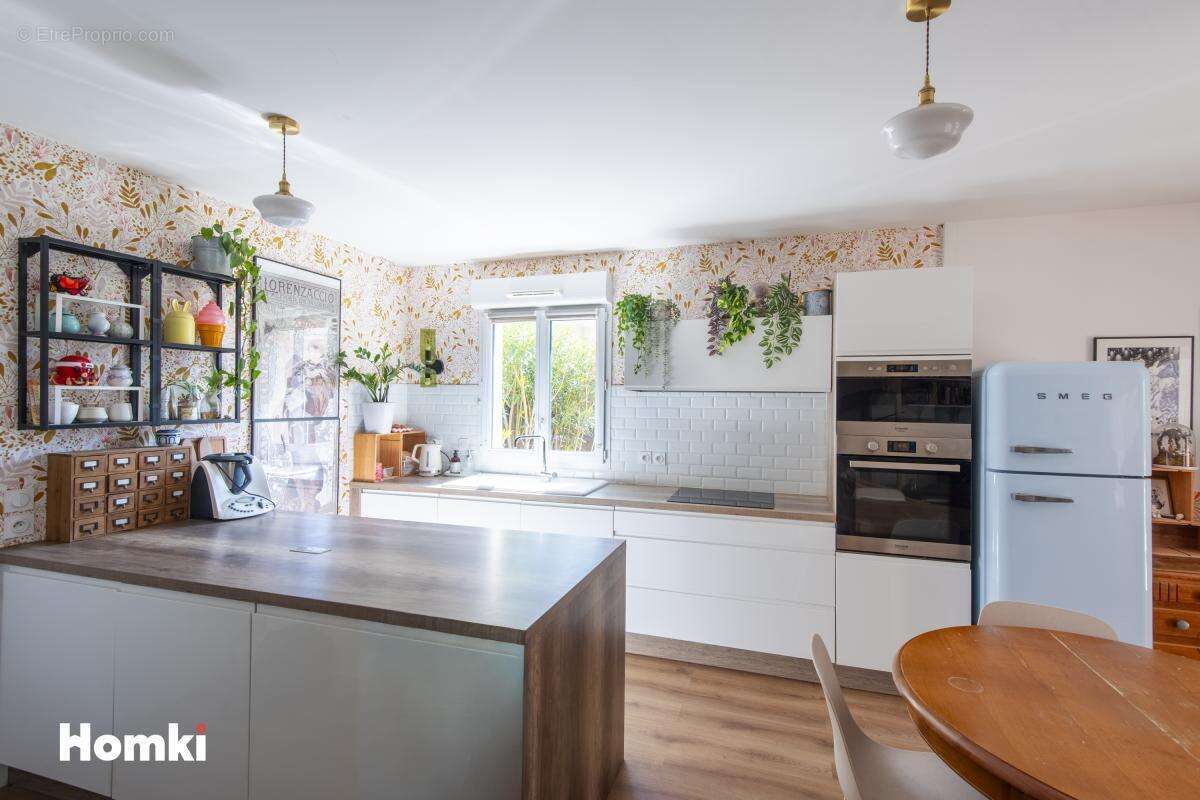 Appartement à LANCON-PROVENCE