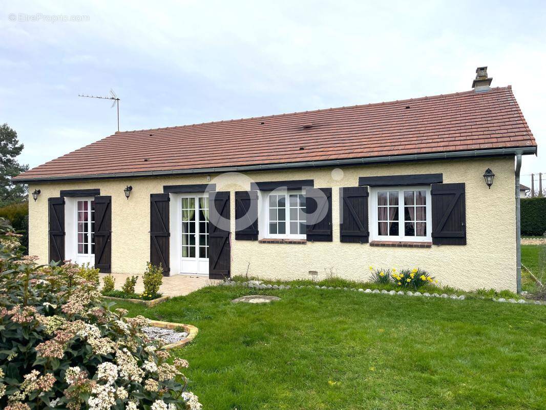 Maison à ILLIERS-L'EVEQUE