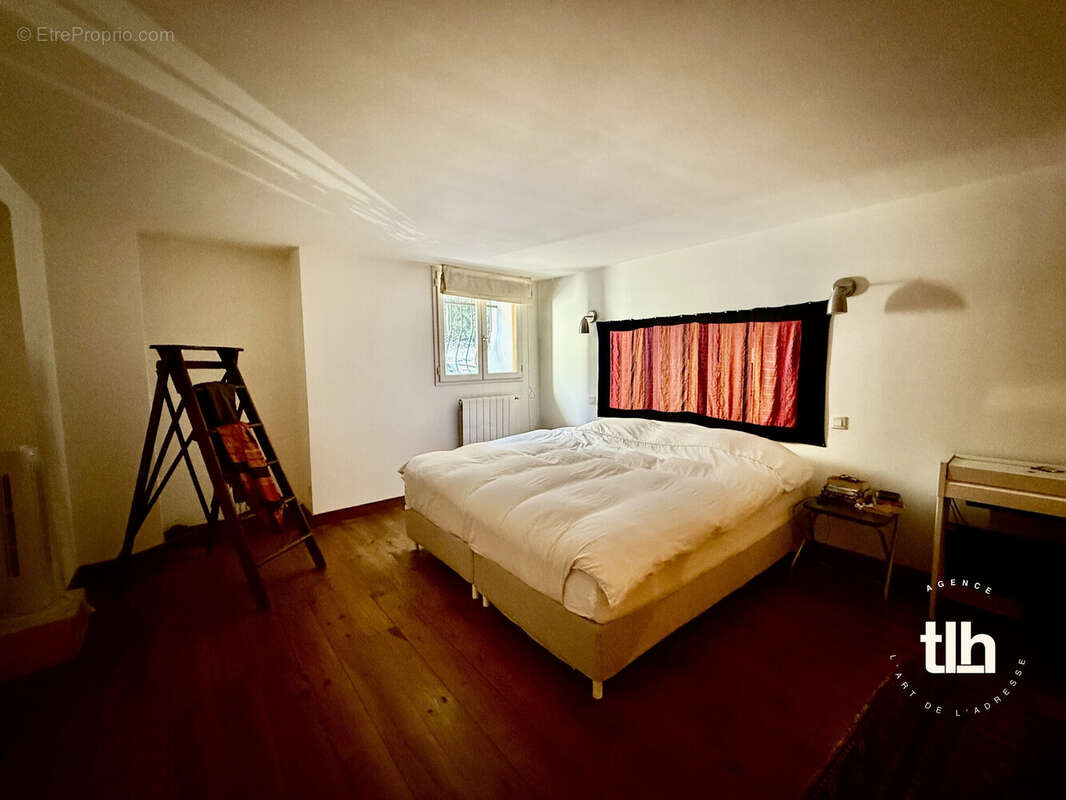 Maison à SAINT-NAZAIRE-DE-PEZAN