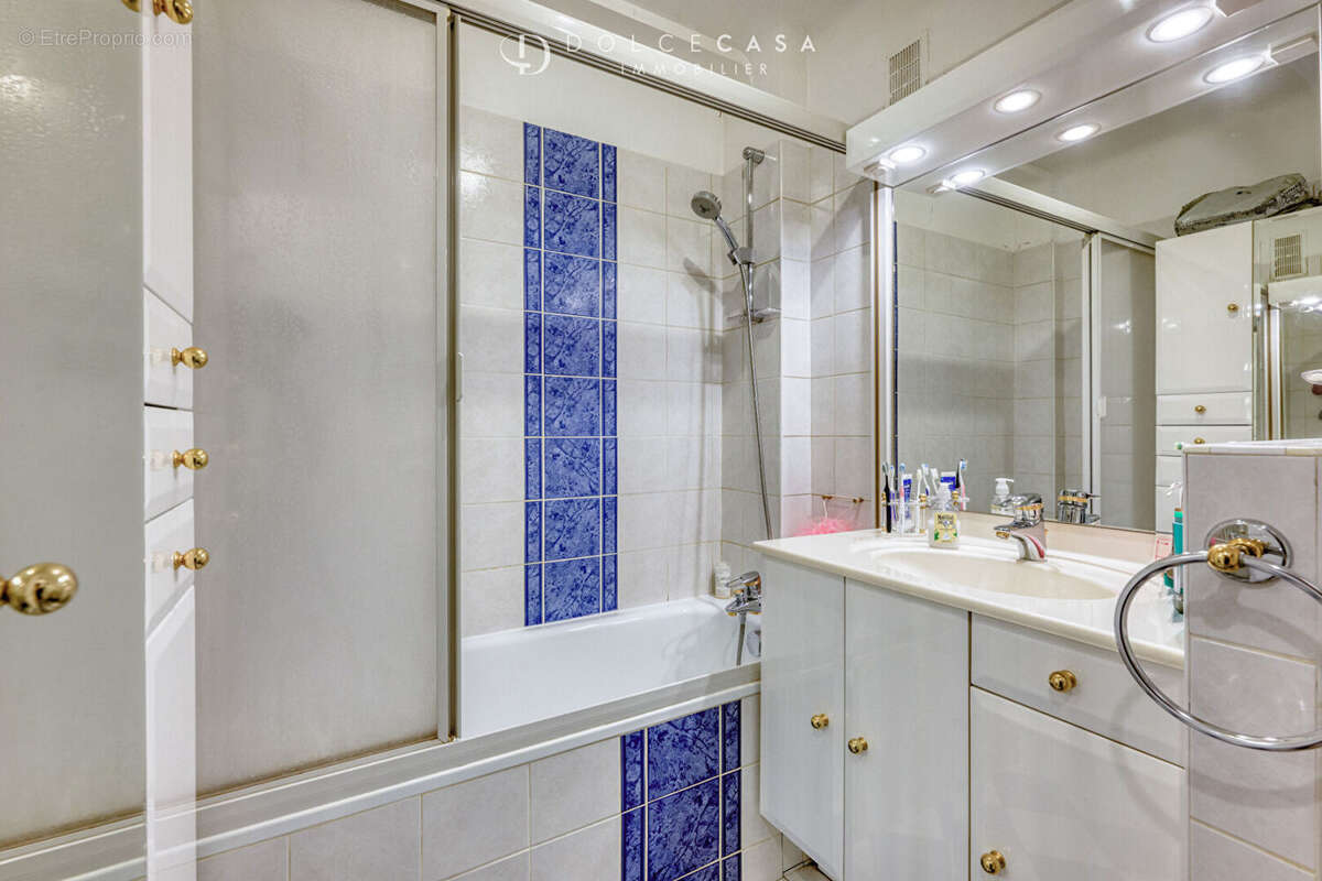 Appartement à NOGENT-SUR-MARNE