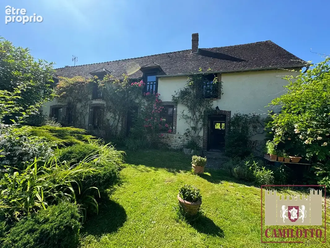 A 9 min d'Epernon - Belle propriété de caractère . - photo 1