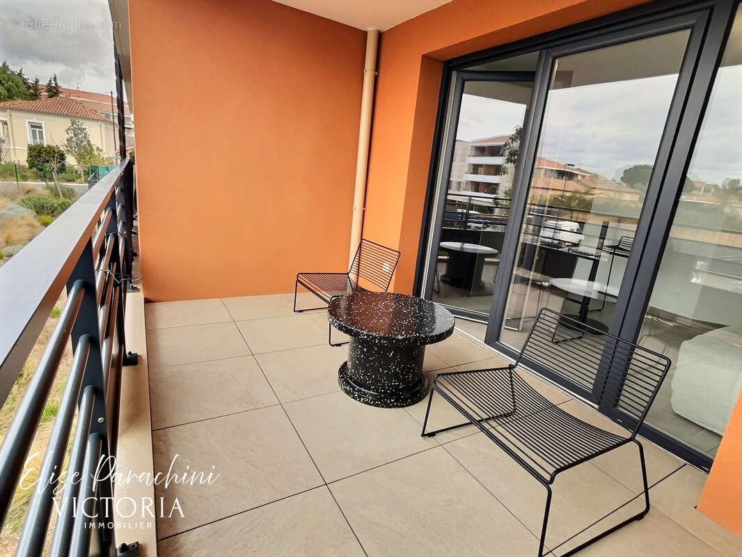 Appartement à HYERES