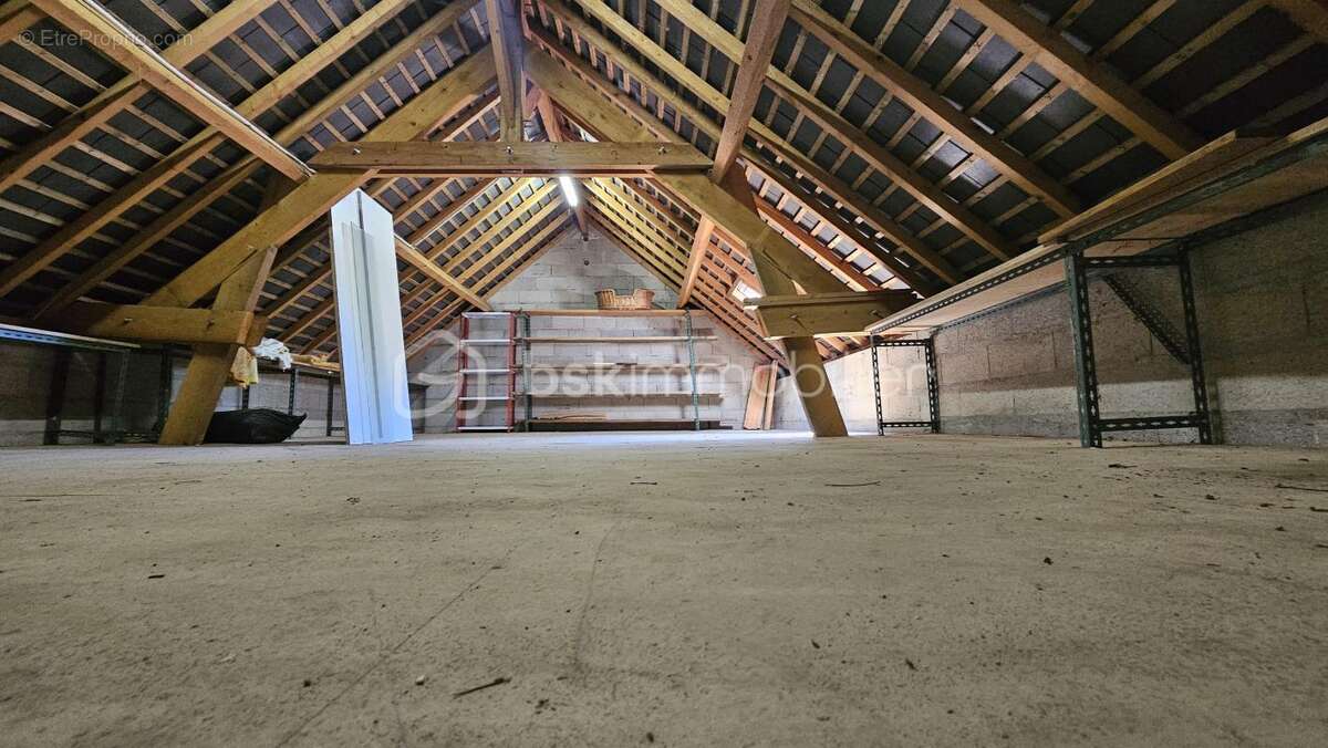  À VENDRE – Une maison qui a du cœur sur la comune S/T JEAN DE BRAYE !  - photo 17