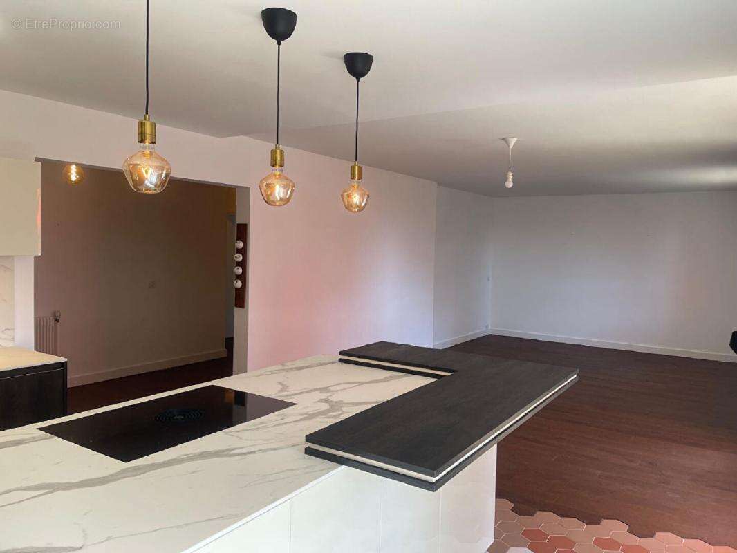 Appartement à LYON-5E