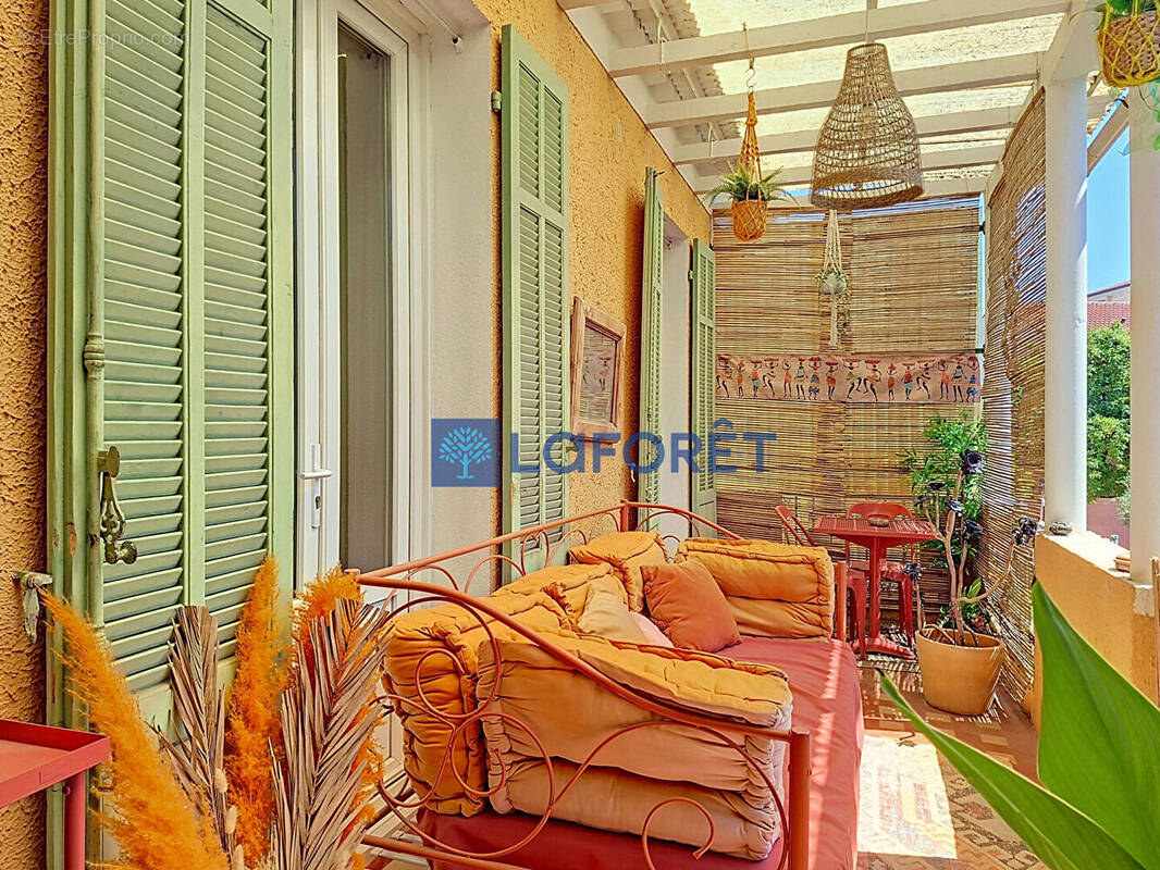 Appartement à LA VALETTE-DU-VAR