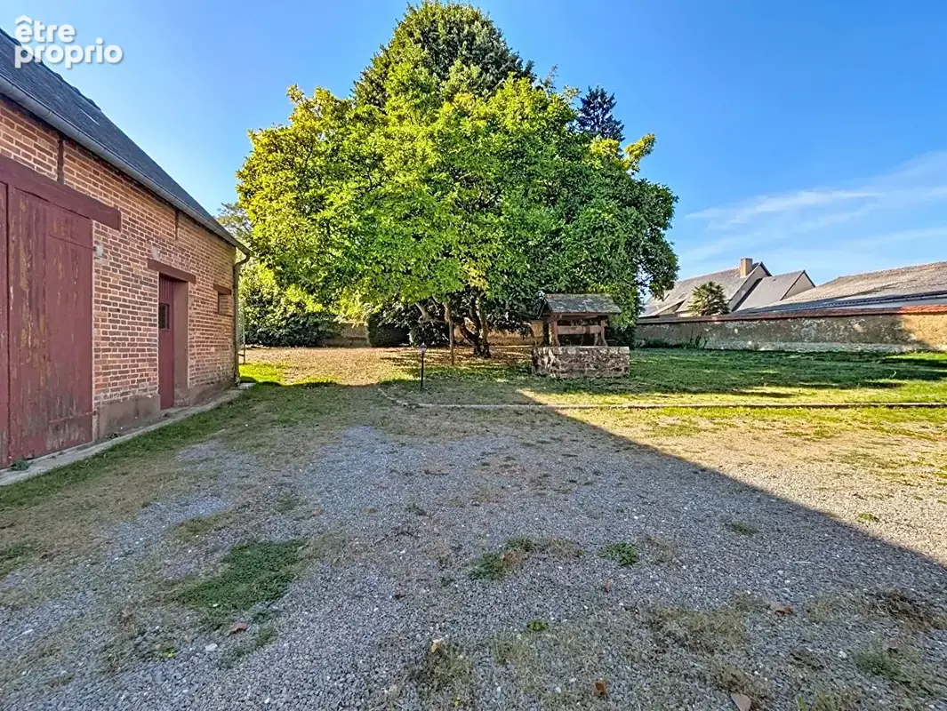 Maison en pierre 7 pièces à vendre - Saint-Aubin-d'Aubigné centre - photo 17