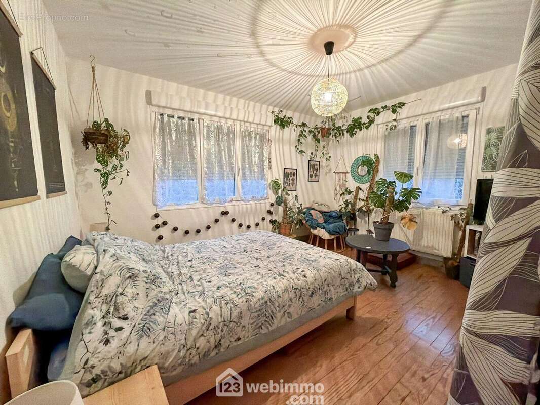 Maison à THIERVILLE-SUR-MEUSE