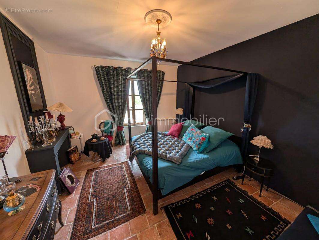 Maison à SAINT-BAUZELY