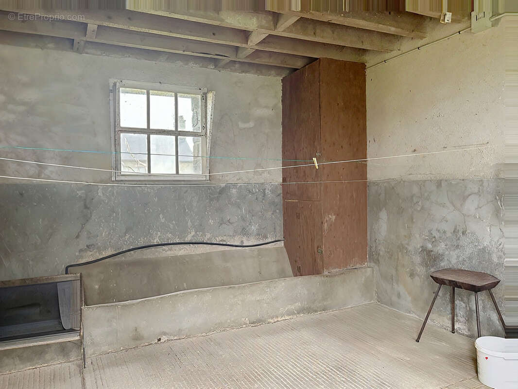 Maison à SAINT-CLEMENT-RANCOUDRAY