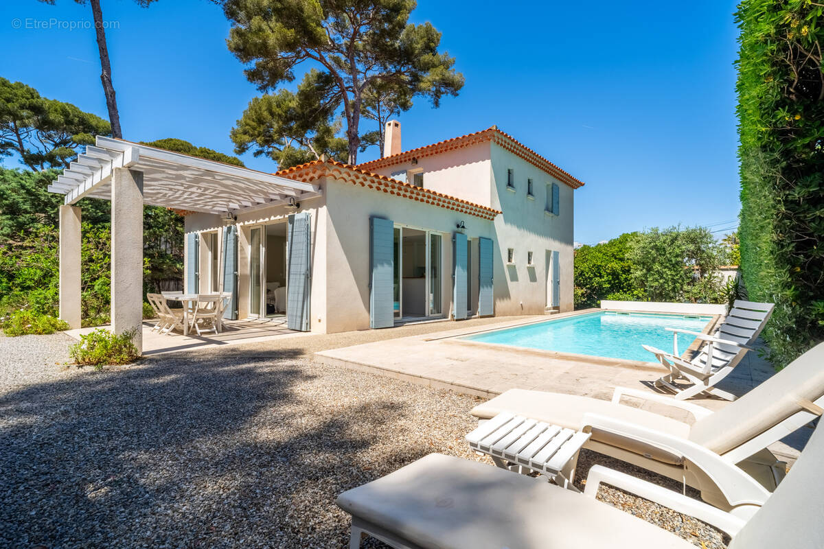 Maison à SIX-FOURS-LES-PLAGES