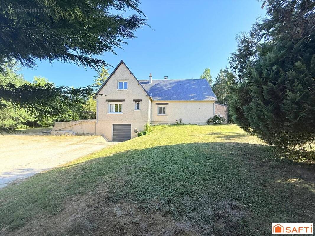 Photo 1 - Maison à SEMBLANCAY
