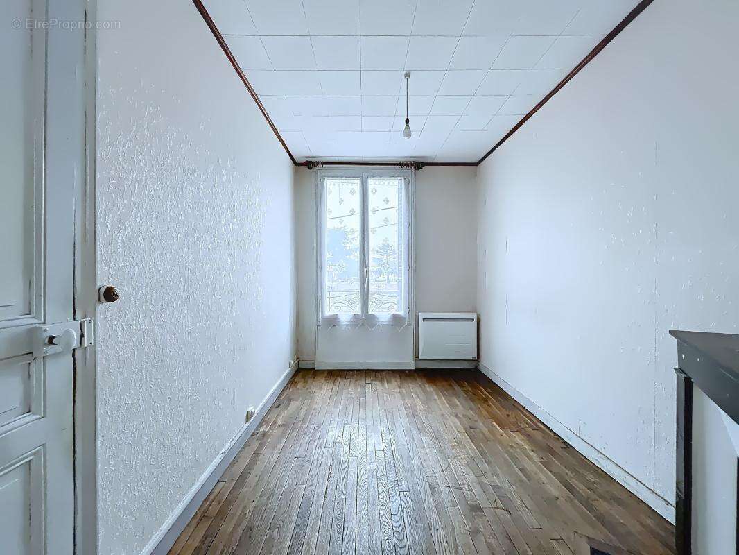 Maison à LIVRY-GARGAN