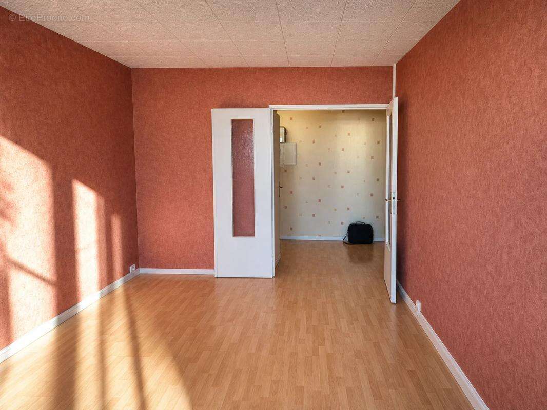 Appartement à GARGES-LES-GONESSE