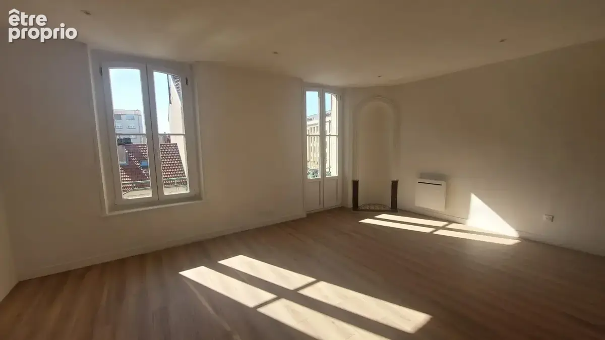 F5 avec 4 chambres, rénové, rue Félix Faure - photo 3