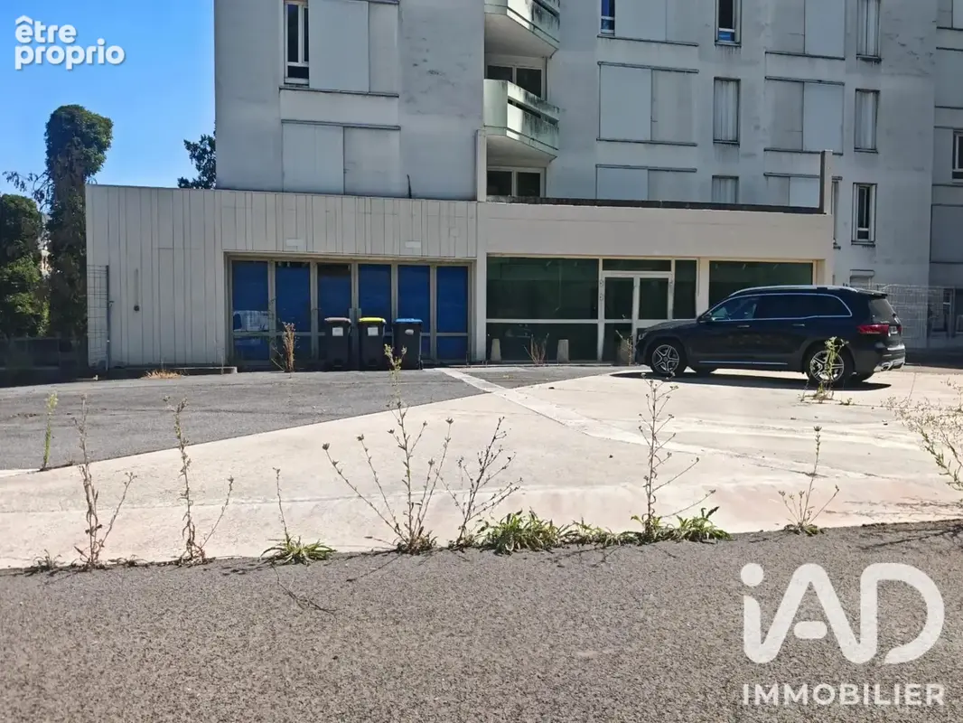 Photo 1 - Commerce à MEAUX