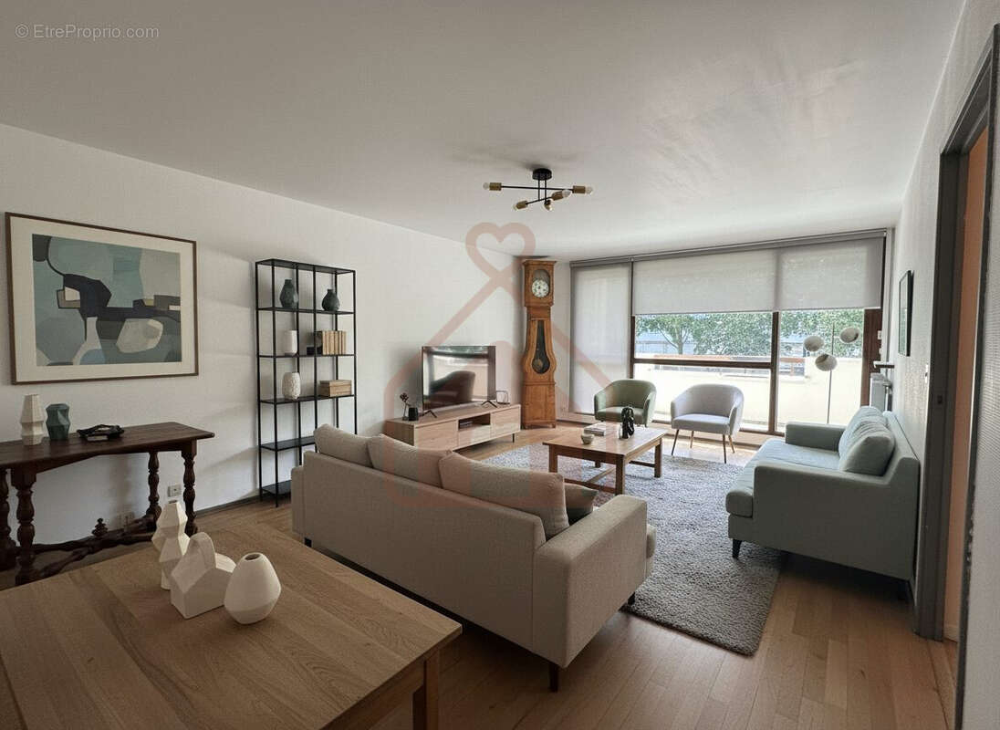 Appartement à IVRY-SUR-SEINE