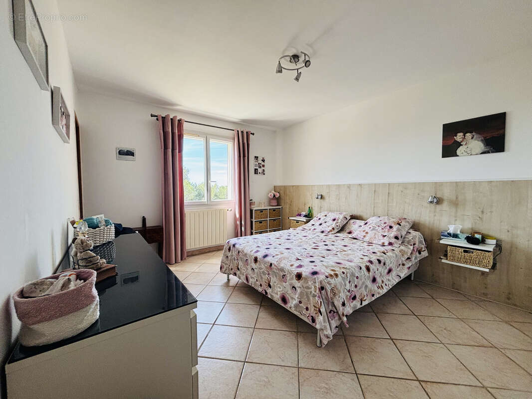 Maison à ENSUES-LA-REDONNE