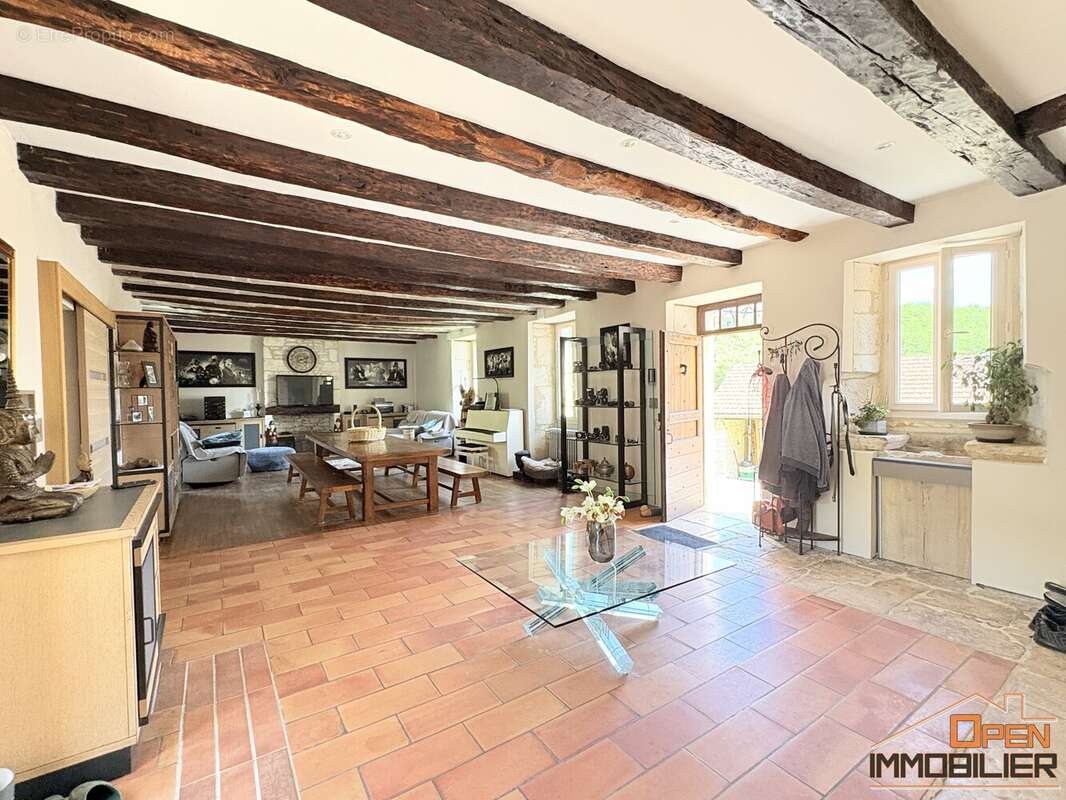 Maison à PRATS-DE-CARLUX