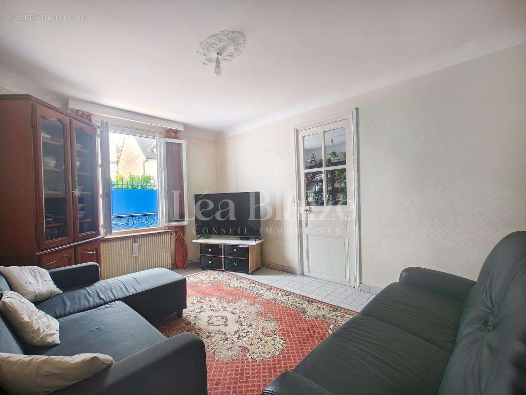 Maison à SARTROUVILLE