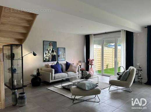 Photo 2 - Maison à SAINT-SYLVAIN-D'ANJOU