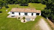 Maison à LE PIZOU