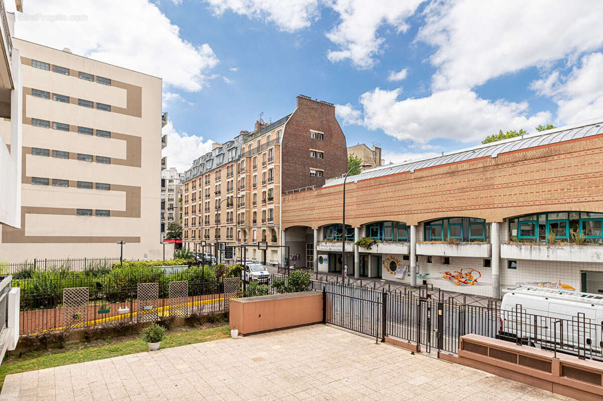 Appartement à PARIS-19E