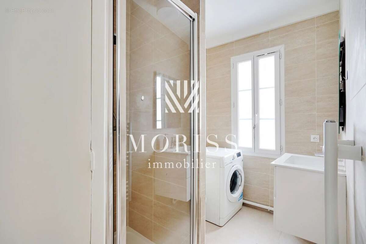 Appartement à PARIS-12E
