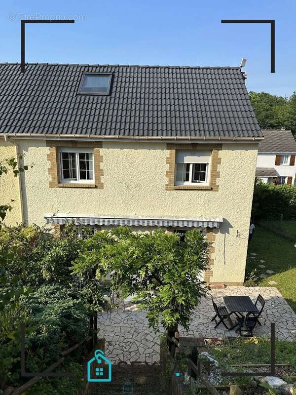 Maison à PETIT-COURONNE