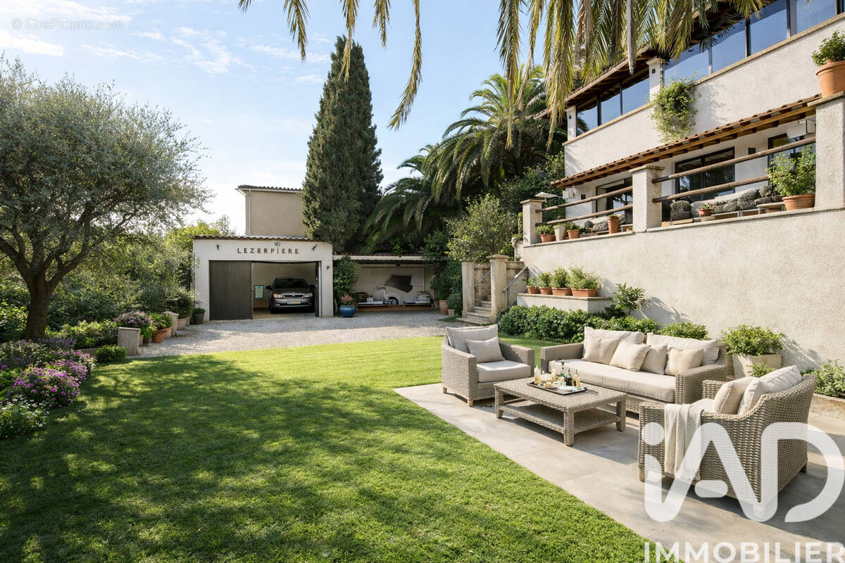 Photo 1 - Maison à LE ROURET