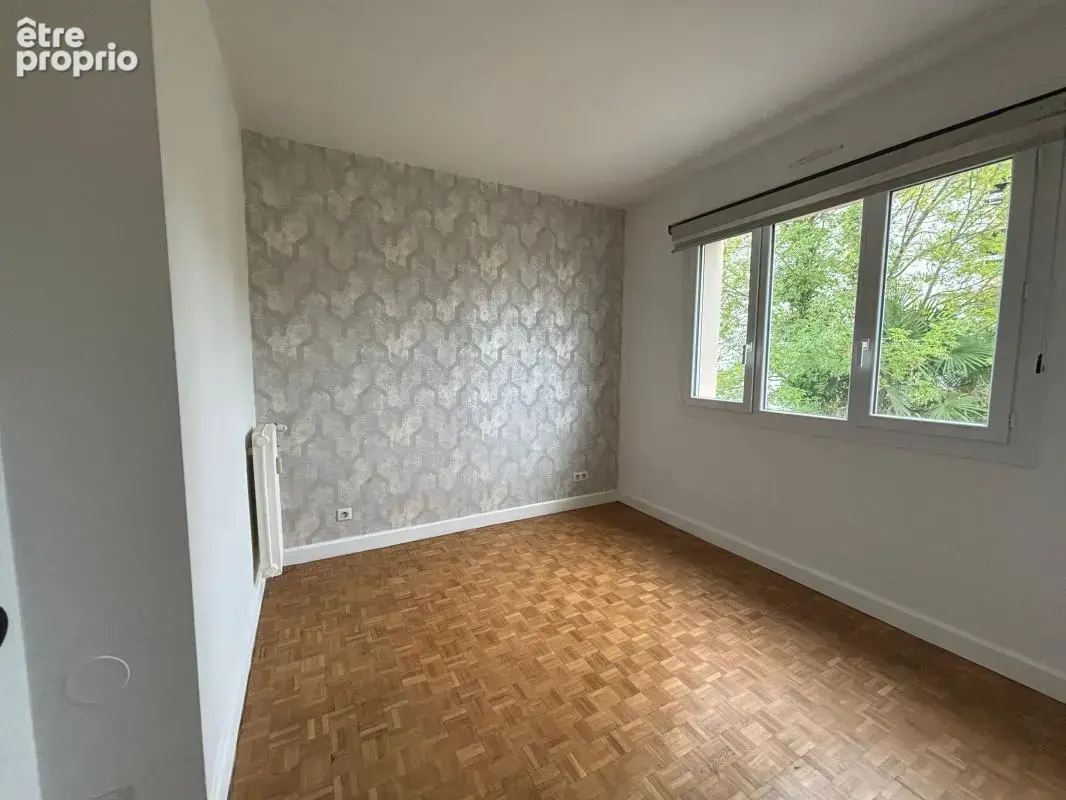 Coup de cœur assuré à Billère pour ce T3 lumineux, balcon,garage et cave - photo 10