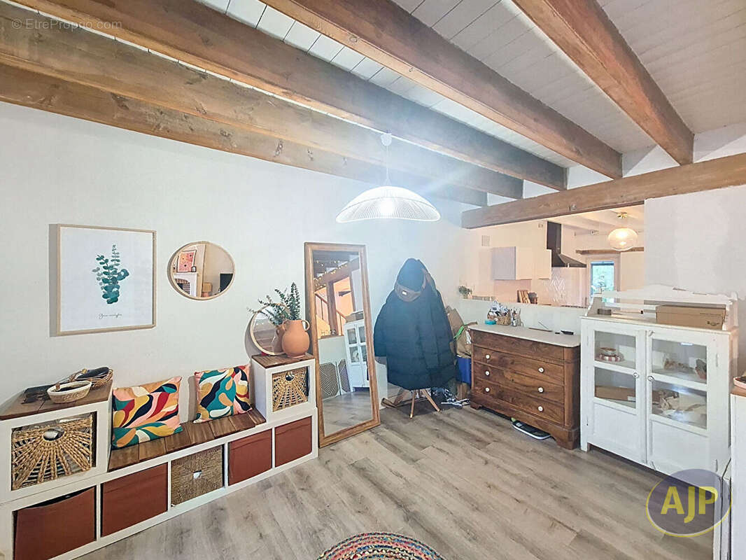 Maison à L'HERBERGEMENT