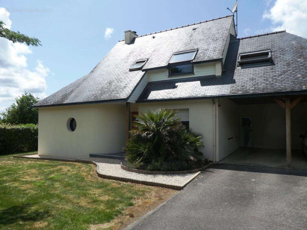 Maison à LOCMALO