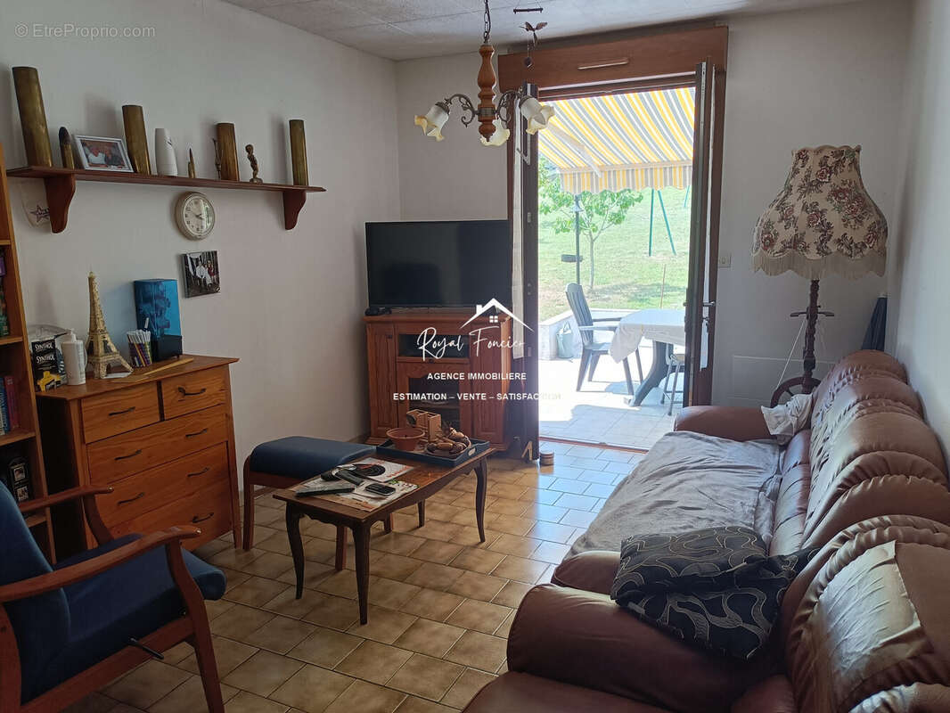 Maison à DANGE-SAINT-ROMAIN