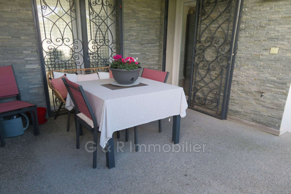 Appartement à SANARY-SUR-MER