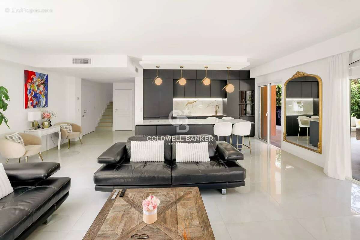 Maison à MOUGINS