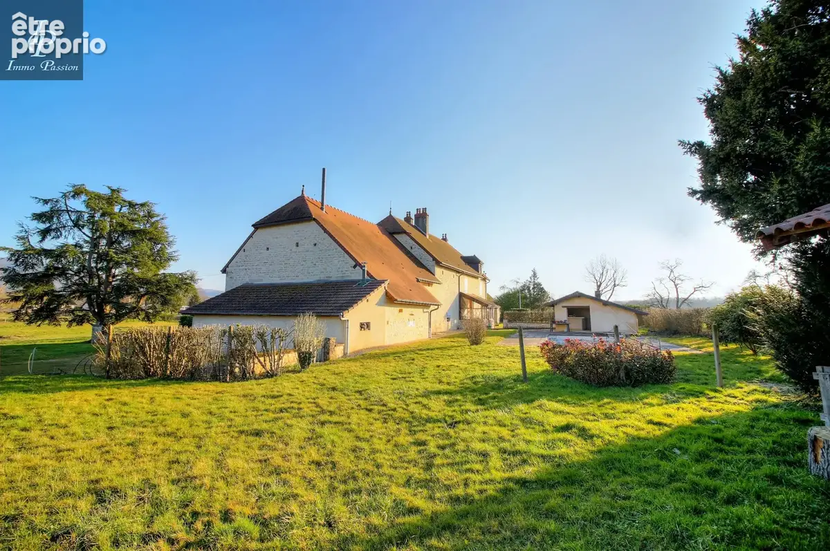 A VENDRE Proche COUSANCE : Magnifique Propriété 11 pièces 350 m2 - photo 17