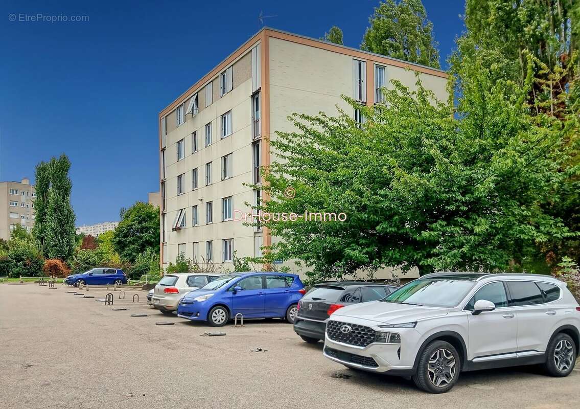 Appartement à VALENTON