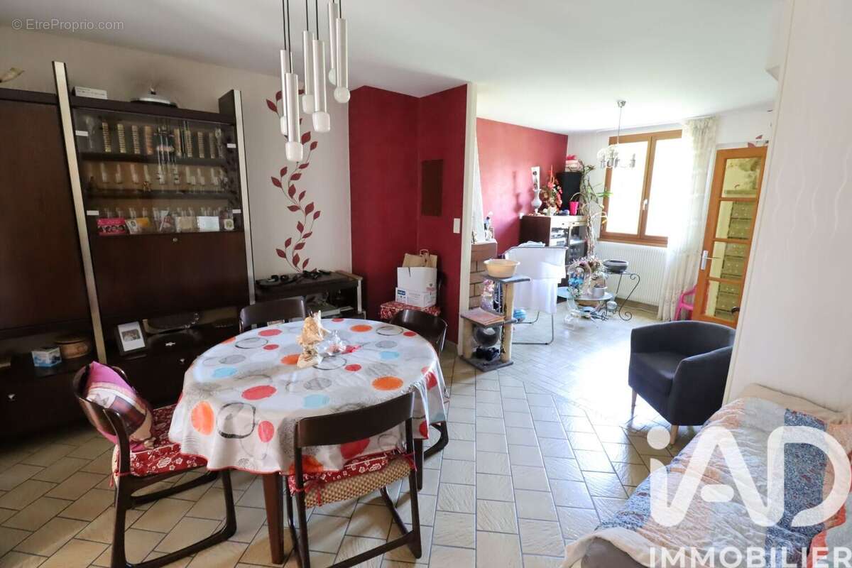 Photo 5 - Maison à SAINT-BEAUZIRE