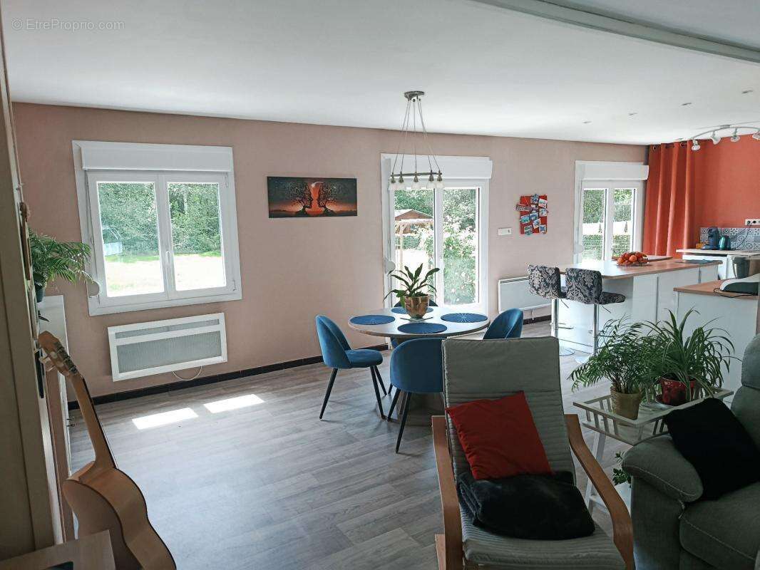 Maison à LOCQUIGNOL