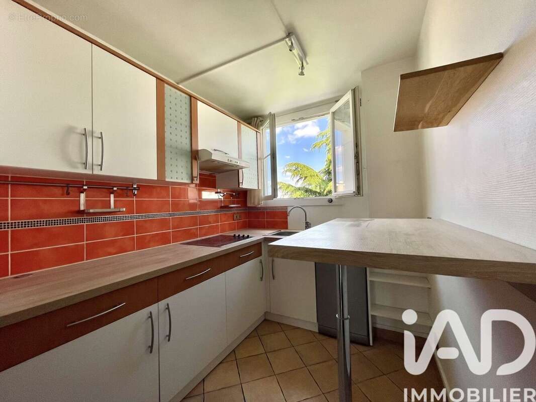 Photo 4 - Appartement à CHOISY-LE-ROI