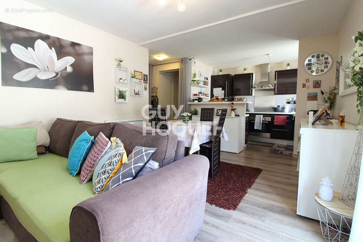 Appartement à GUIGNES