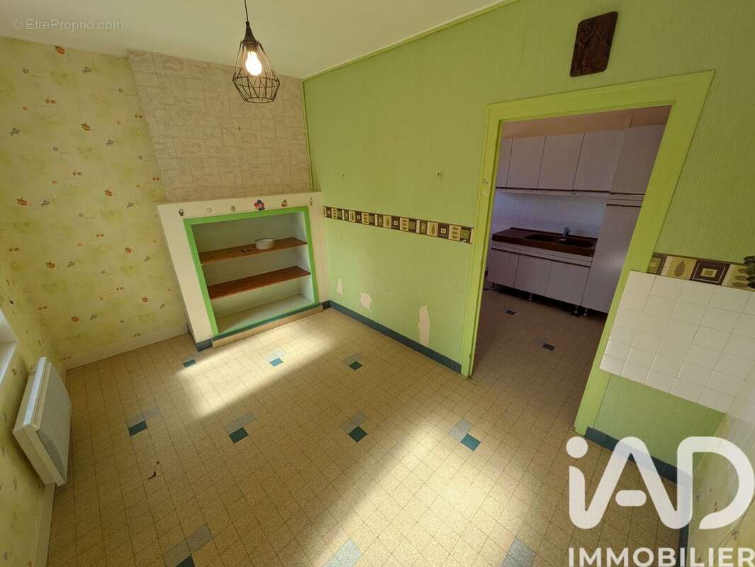 Photo 7 - Maison à NEUILLE