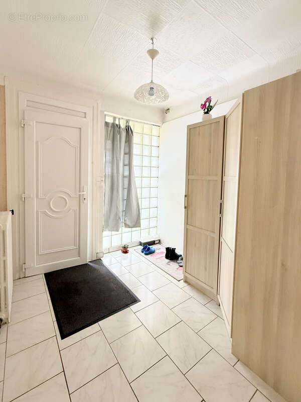 Maison à LA FERTE-GAUCHER