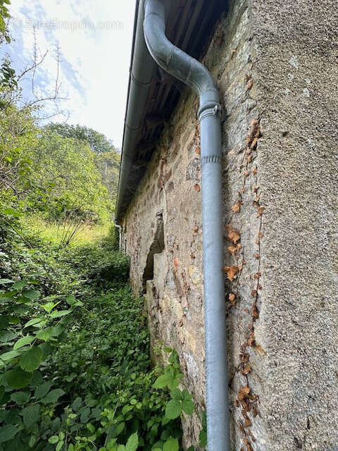 Maison à POUQUES-LORMES