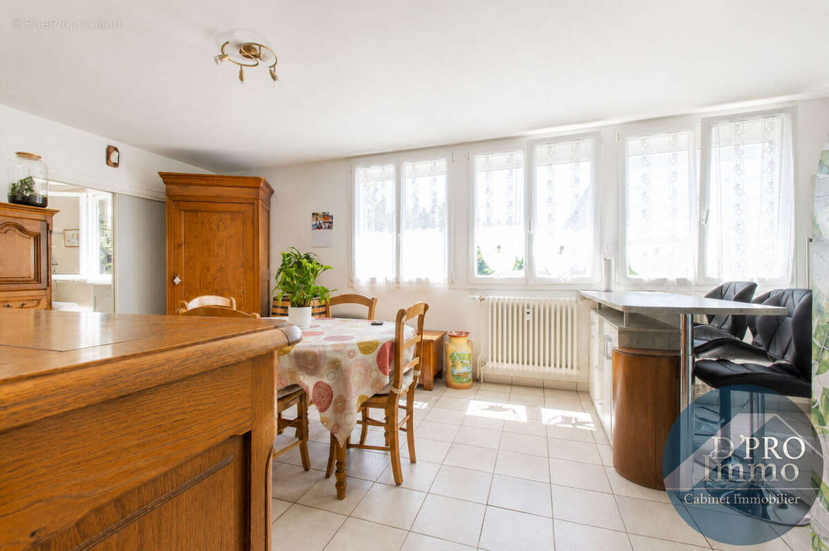 Appartement à SAINT-SEBASTIEN-SUR-LOIRE