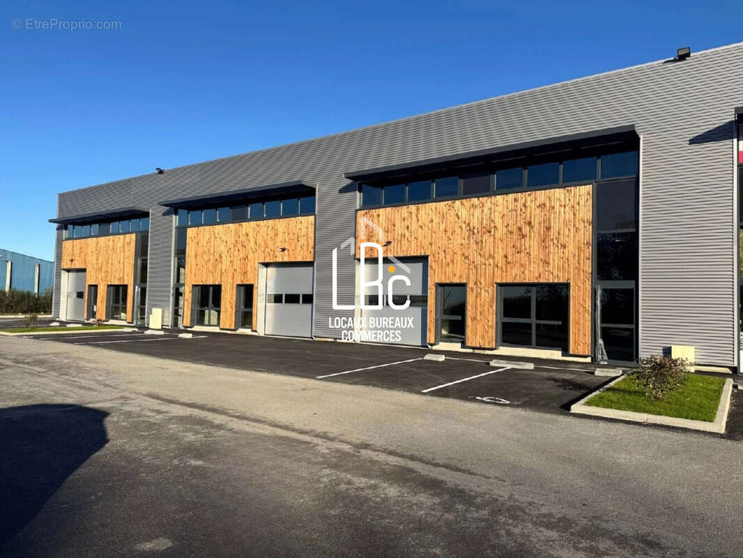 Commerce à BASSE-GOULAINE